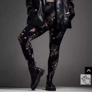 🆕️🌜NIGHTFALL FLORAL LEGGINGS - FULL LENGTH🌛